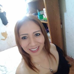 Meet your Posher, Yaneth